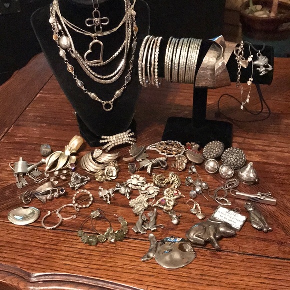 Vintage Jewelry - 57 piece silver tone & 925 Jewelry Lot